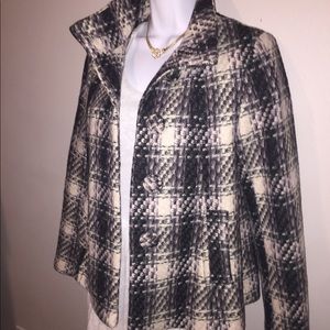 Gorgeous H&M pea coat size 4